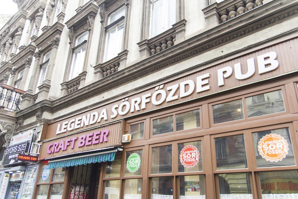 Ava'S Champagne Studio City Center-Andrash Street King Street Budapest Eksteriør billede